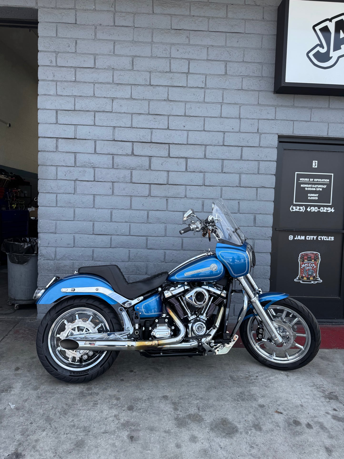 RWD RS-2 Softail Shock Absorber Moonoshock Rear Suspension