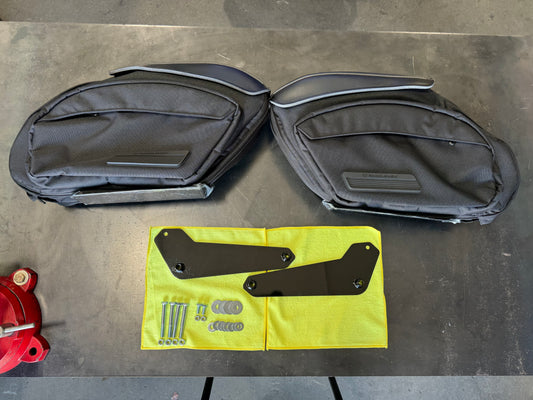 Saddlemen DXT Saddlebags