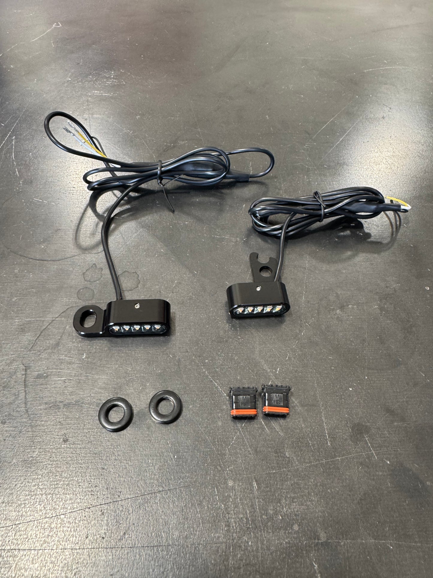 Custom Dynamics Mirror Mount Front Turn Signals